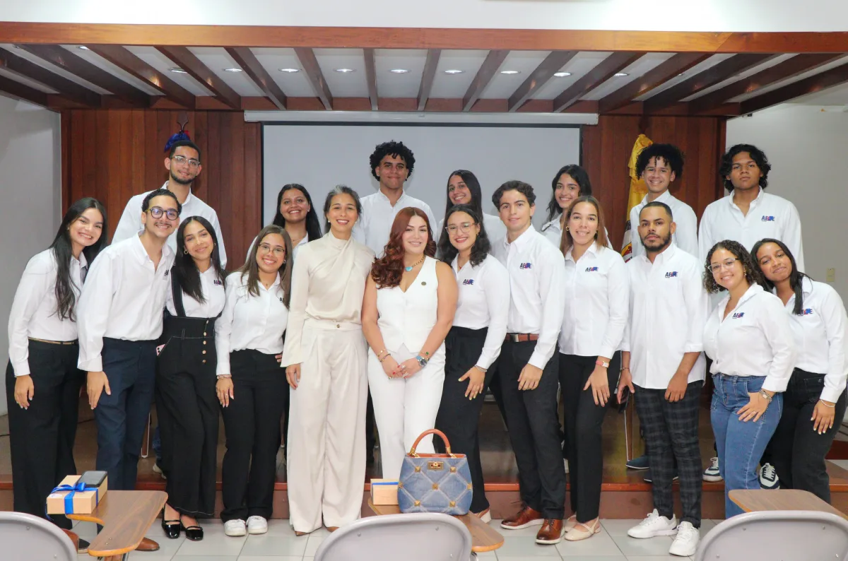 Mujeres líderes comparten sus experiencias en panel organizado por estudiantes de Dirección Empresarial