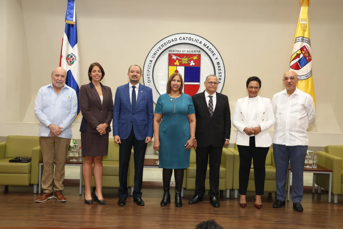 Periodistas y abogados analizan en PUCMM el proyecto de ley de libertad de expresión