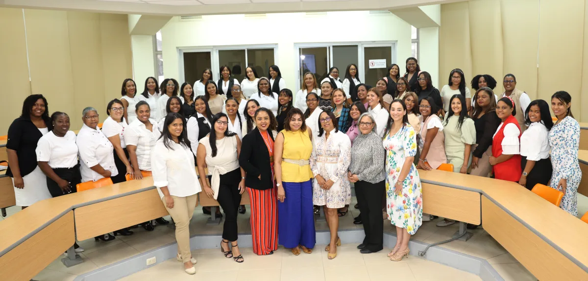 PUCMM clausura maestría en Currículo y Pedagogía del Nivel Inicial
