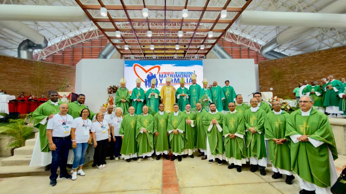 Más de 600 familias celebran en PUCMM el II Congreso Internacional de Matrimonio y Familia
