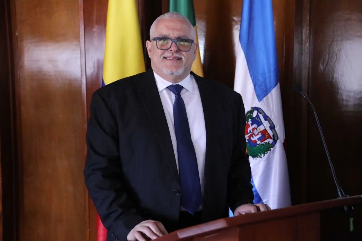Profesor Samuel Arias Arzeno: Cum Laude en la defensa de su tesis doctoral