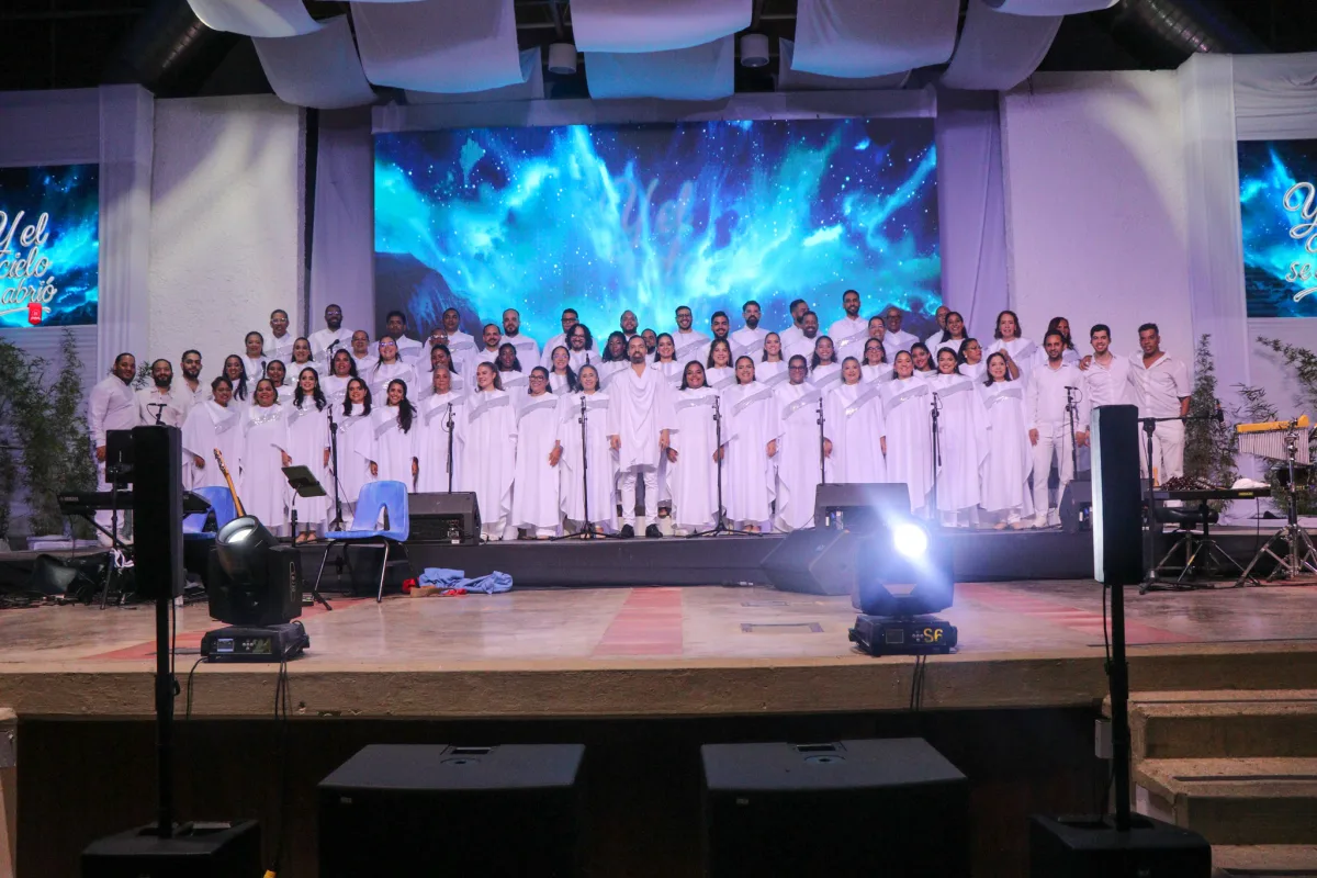 PUCMM celebra 25 años de la Parroquia Universitaria y su Ministerio Musical con el concierto “Y el cielo se abrió”