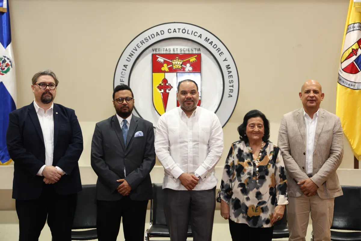 Escuela de Arquitectura destaca el valor del patrimonio arquitectónico en conferencia