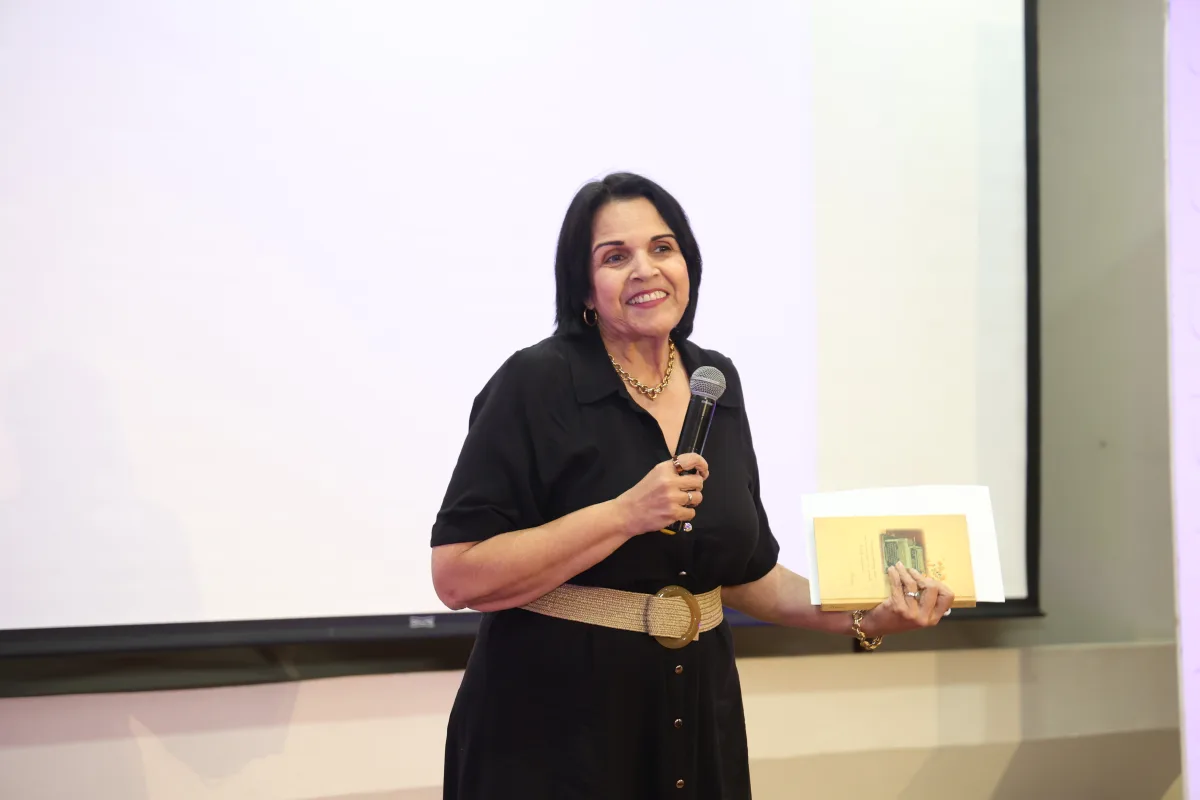 Conmemoran centenario de Minerva Mirabal con conferencia sobre su legado democrático