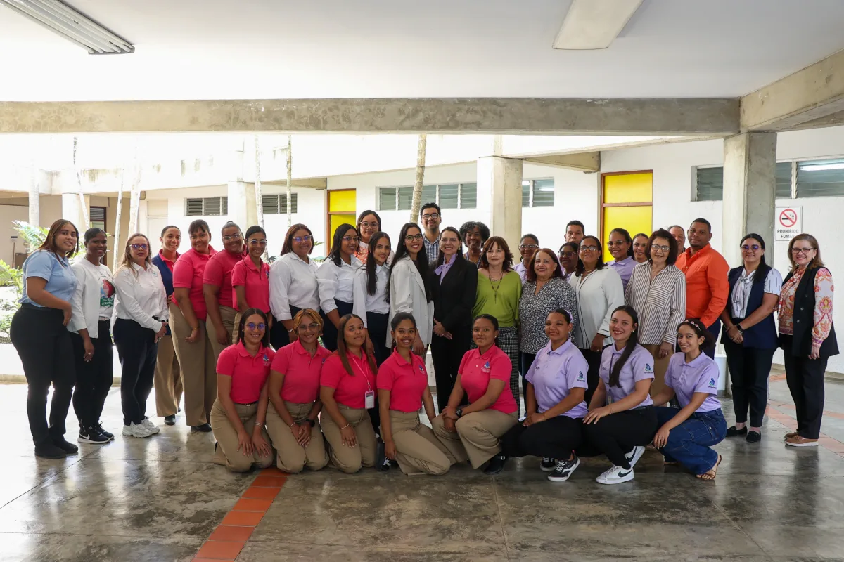 Escuela de Lenguas realiza taller sobre el desarrollo del lenguaje en la infancia