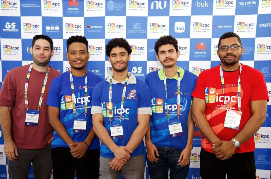 PUCMM quedó en segundo lugar del Caribe en competencia ICPC de Latinoamérica 2026