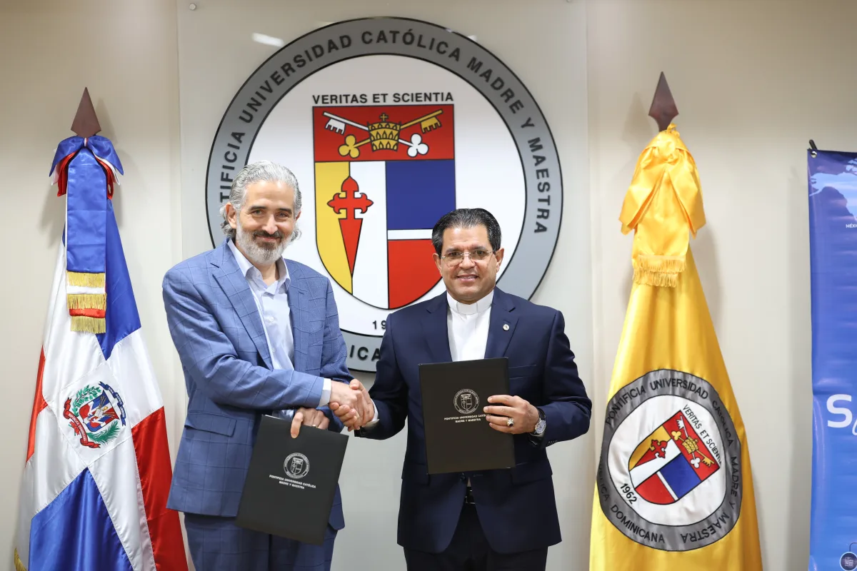 PUCMM y SOFRATESA firman convenio para impulsar proyectos académicos