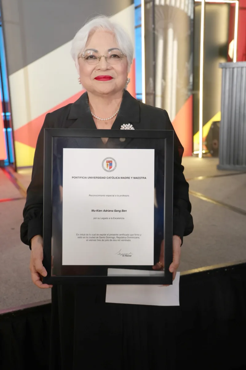 Mu-Kien Adriana Sang Ben, Legado a la Excelencia