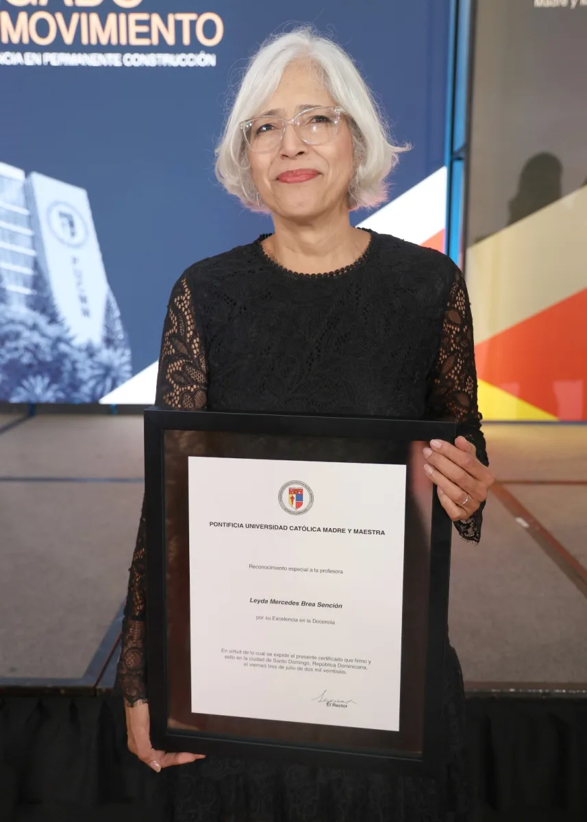Leyda Mercedes Brea, de la Facultad de Ciencias Sociales, Humanidades y Artes
