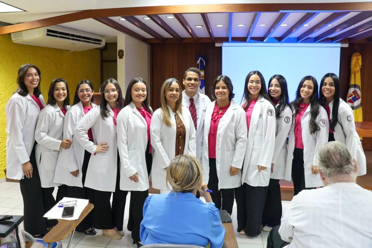 Estudiantes de Medicina desarrollan proyectos en comunidades vulnerables