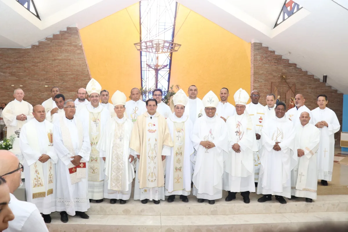 Rector de PUCMM celebra 25 años de ordenación sacerdotal