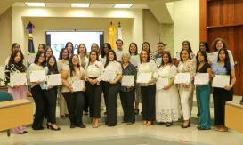 10-07-25 Graduación Talleres del Naf-11
