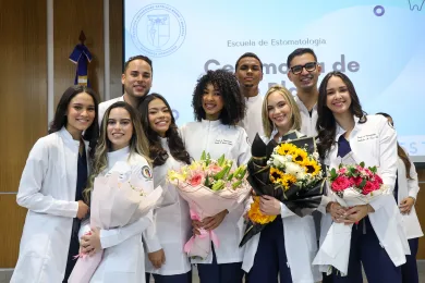 29-04-26 Ceremonia de Bata Blanca-17