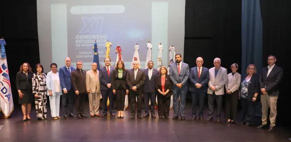 Autoridades de la CEICYT