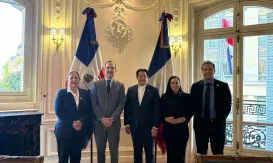 Encuentro entre PUCMM y la embajada domunicana en Paris