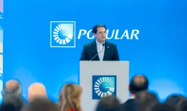 Secilio Espinal entrega de becas Excelencia Popular